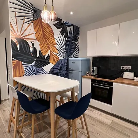 The Palm - Comfort And Air Conditioning In The 9th Apartment Paris