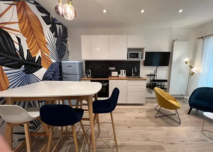 The Palm - Comfort And Air Conditioning In The 9th